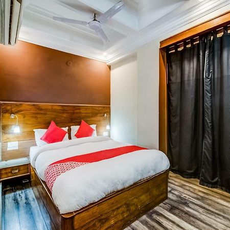Oyo 24171 Hotel Meridian Джамшедпур Екстериор снимка