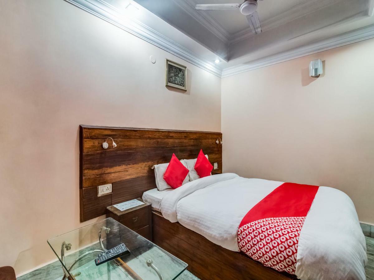 Oyo 24171 Hotel Meridian Джамшедпур Екстериор снимка