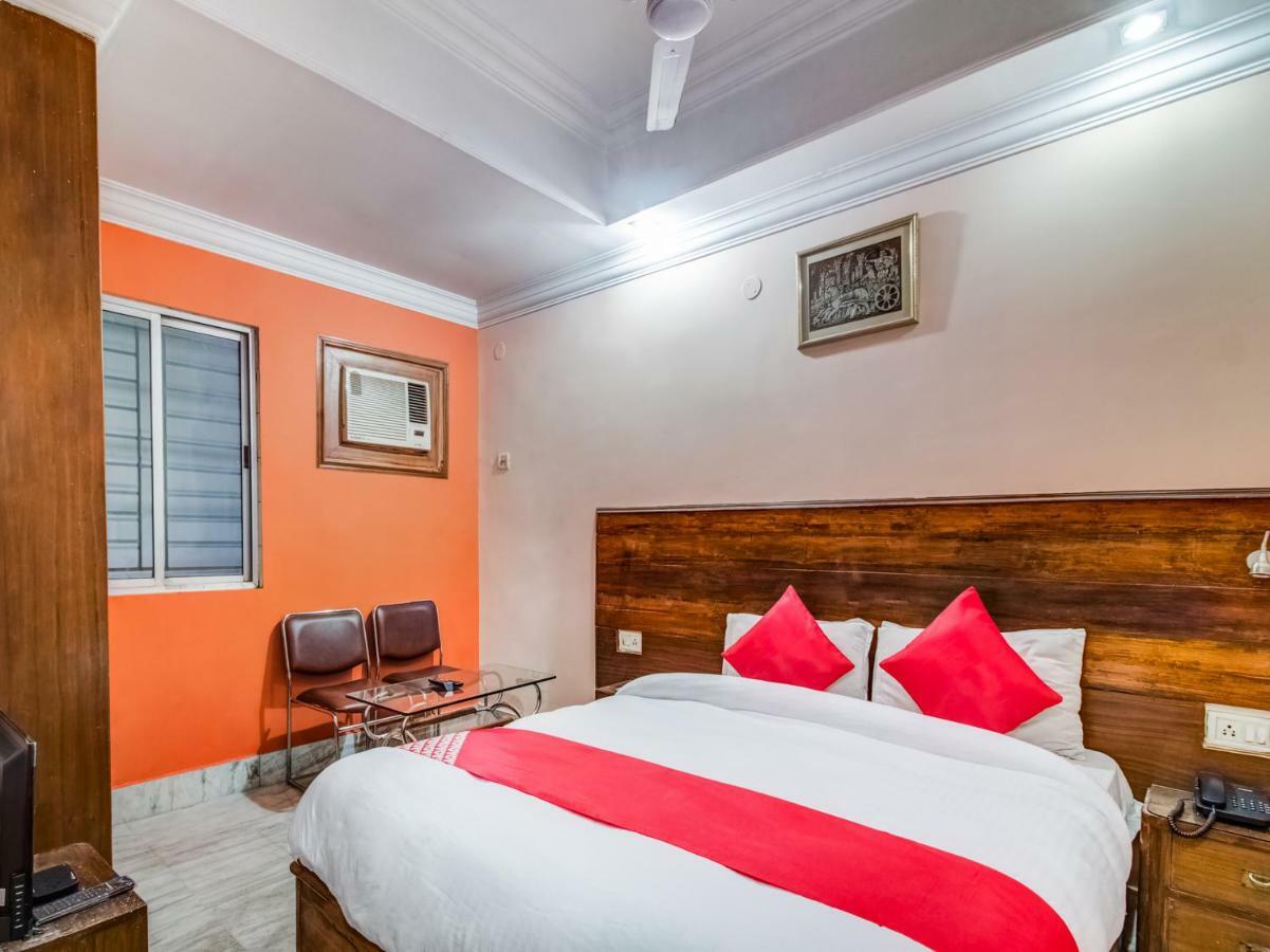 Oyo 24171 Hotel Meridian Джамшедпур Екстериор снимка